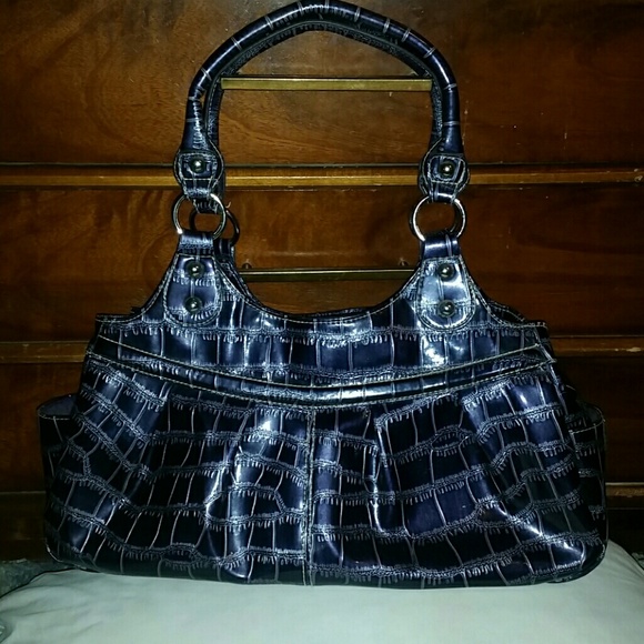 Sag Harbor Handbags - Sagharbor Shoulder Bag